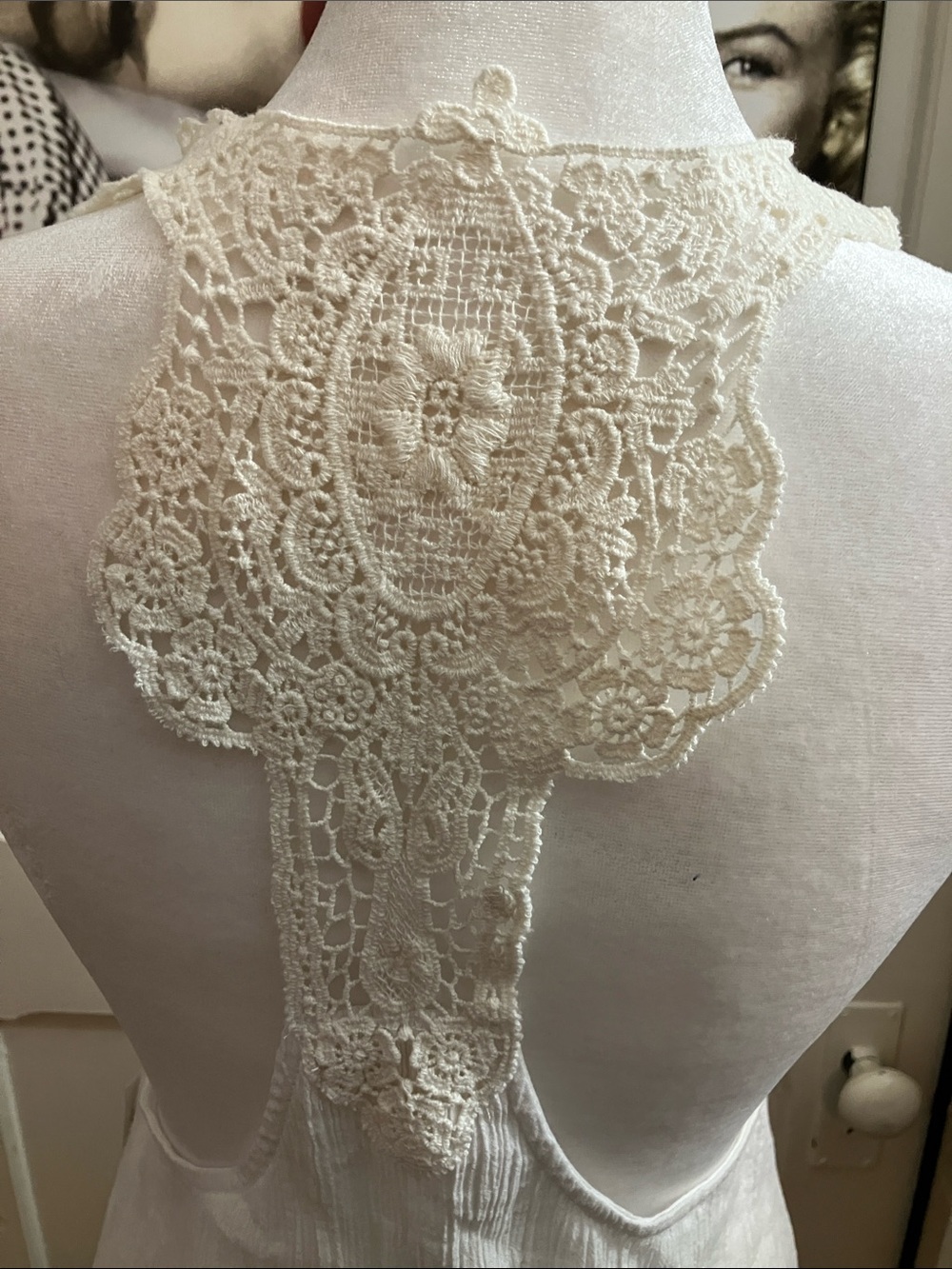 freebird White Lace-Trim Button-Front Camisole - Picture 5 of 6